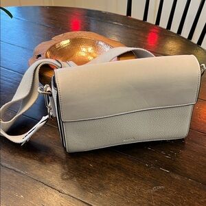 Ecco Light Gray Leather Shoulder Bag